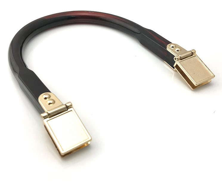 Quai nhựa nâu kèm chốt 90k/ cặp làm túi xách