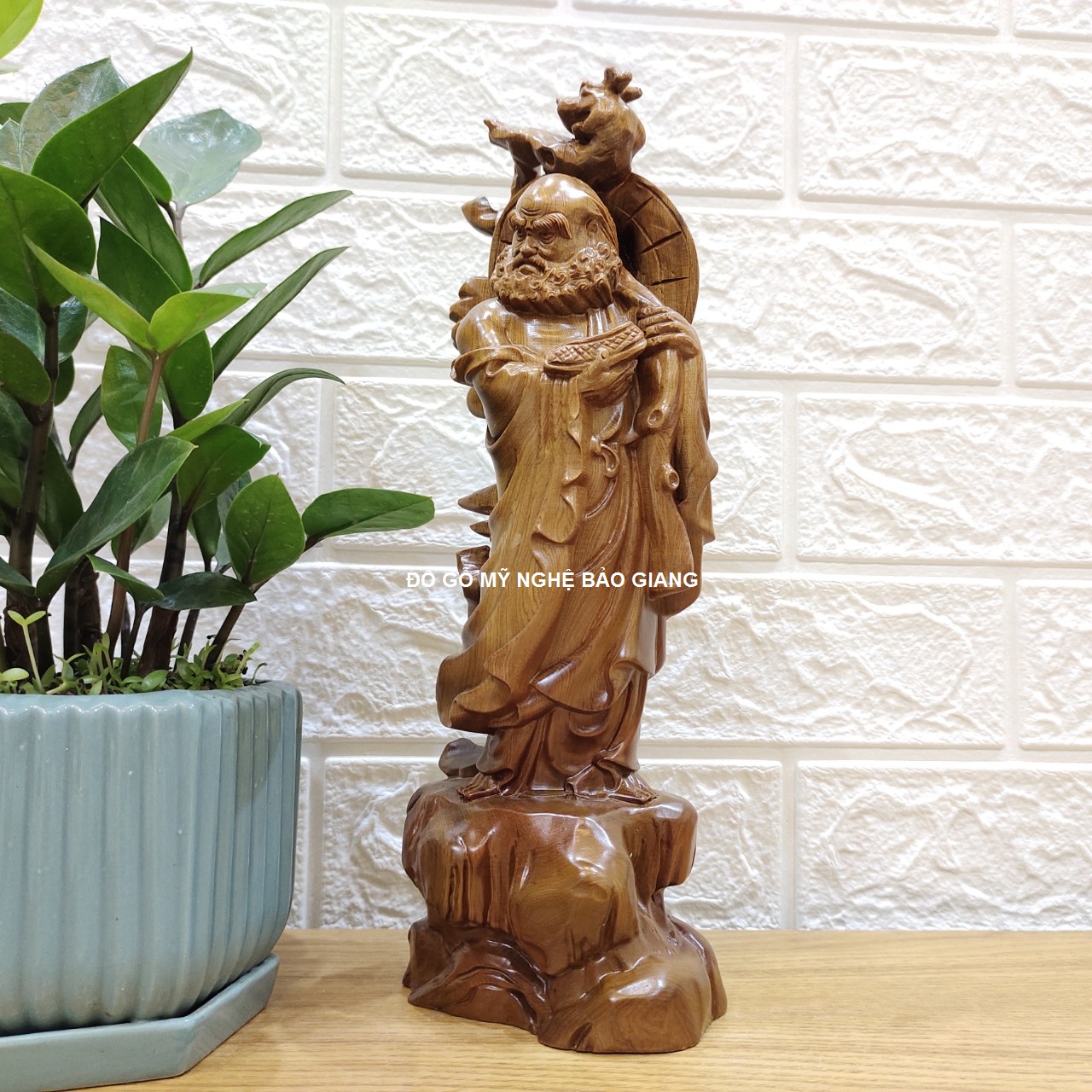 Tượng đạt ma sư tổ gỗ bách xanh