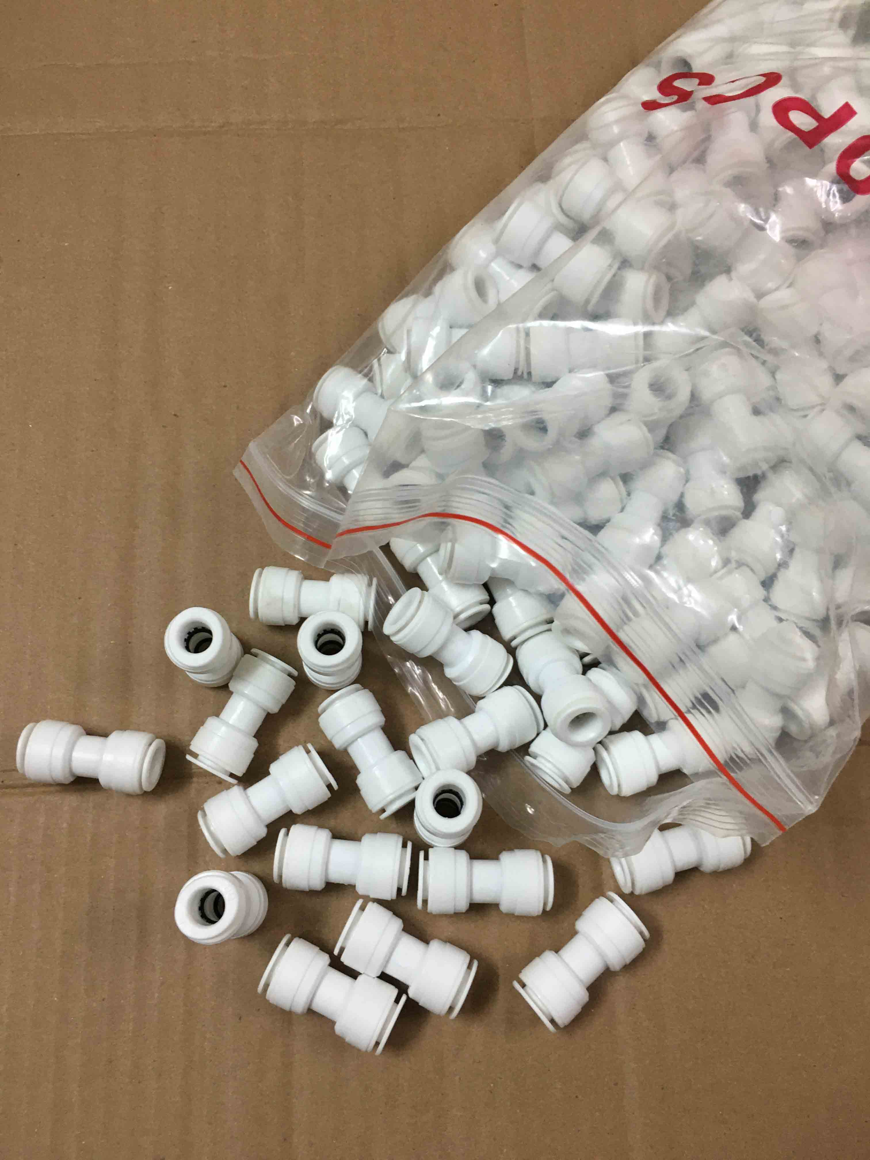 cút máy lọc nước , cút nối nhanh 2 đầu dây phi 10 ( 10mm )