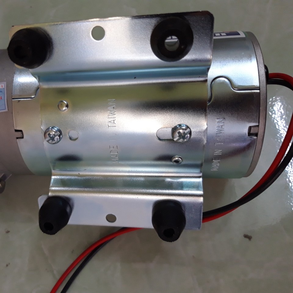 Máy phun sương Đài Loan Hawin HP-2500 (phun được 5-15 béc)