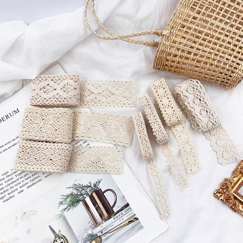 Dây ren màu trắng ngà dùng trang trí sản phẩm decor - Tada craft