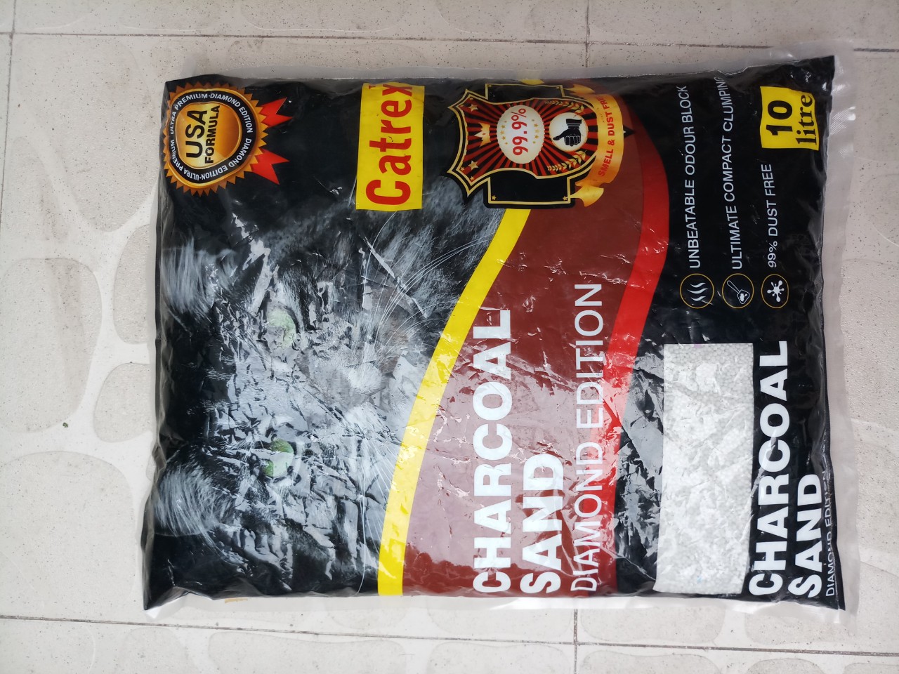 Cát vệ sinh cho mèo Charcoal Sand 5L (4 mùi hương)