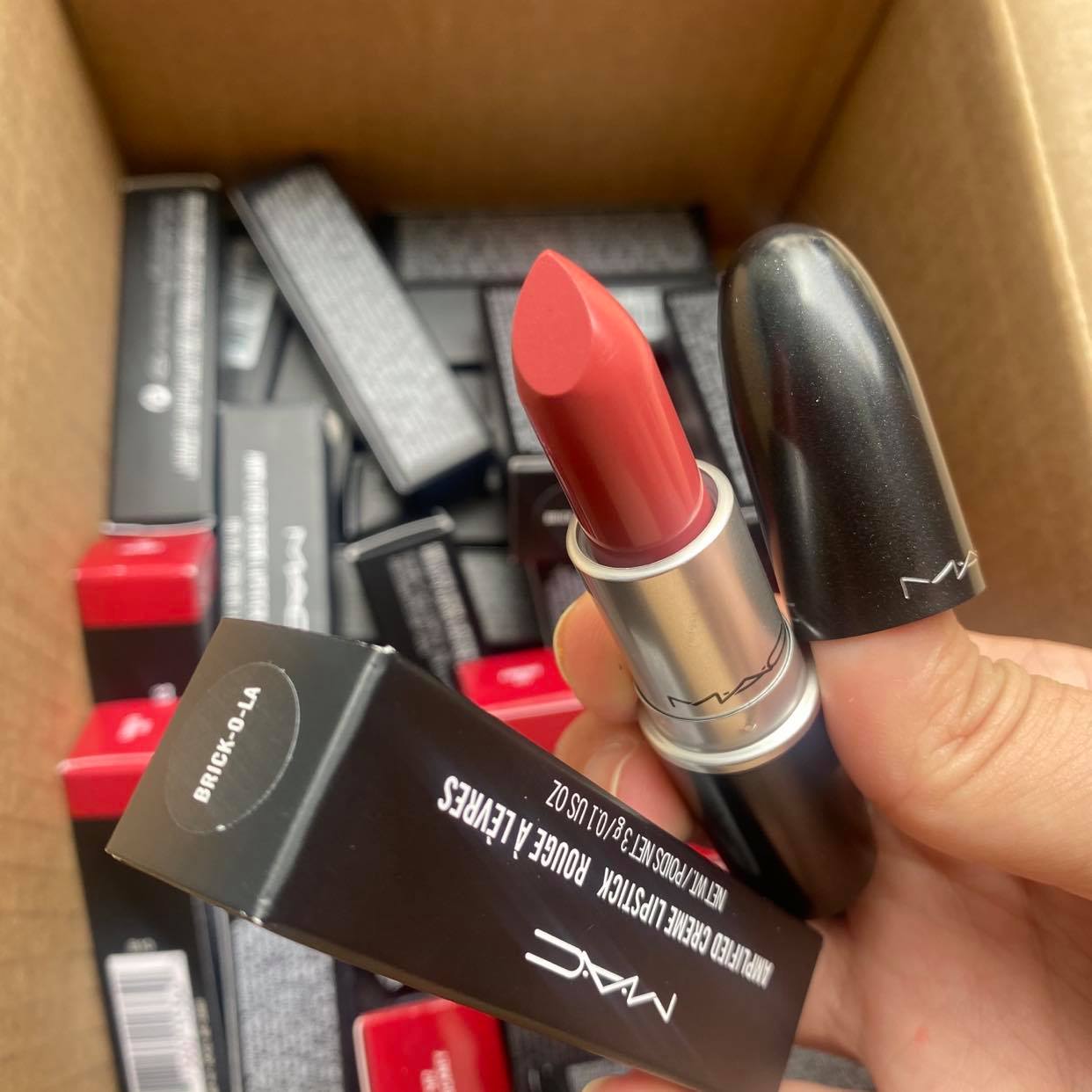 Son Mac Brick o la màu hồng dâu