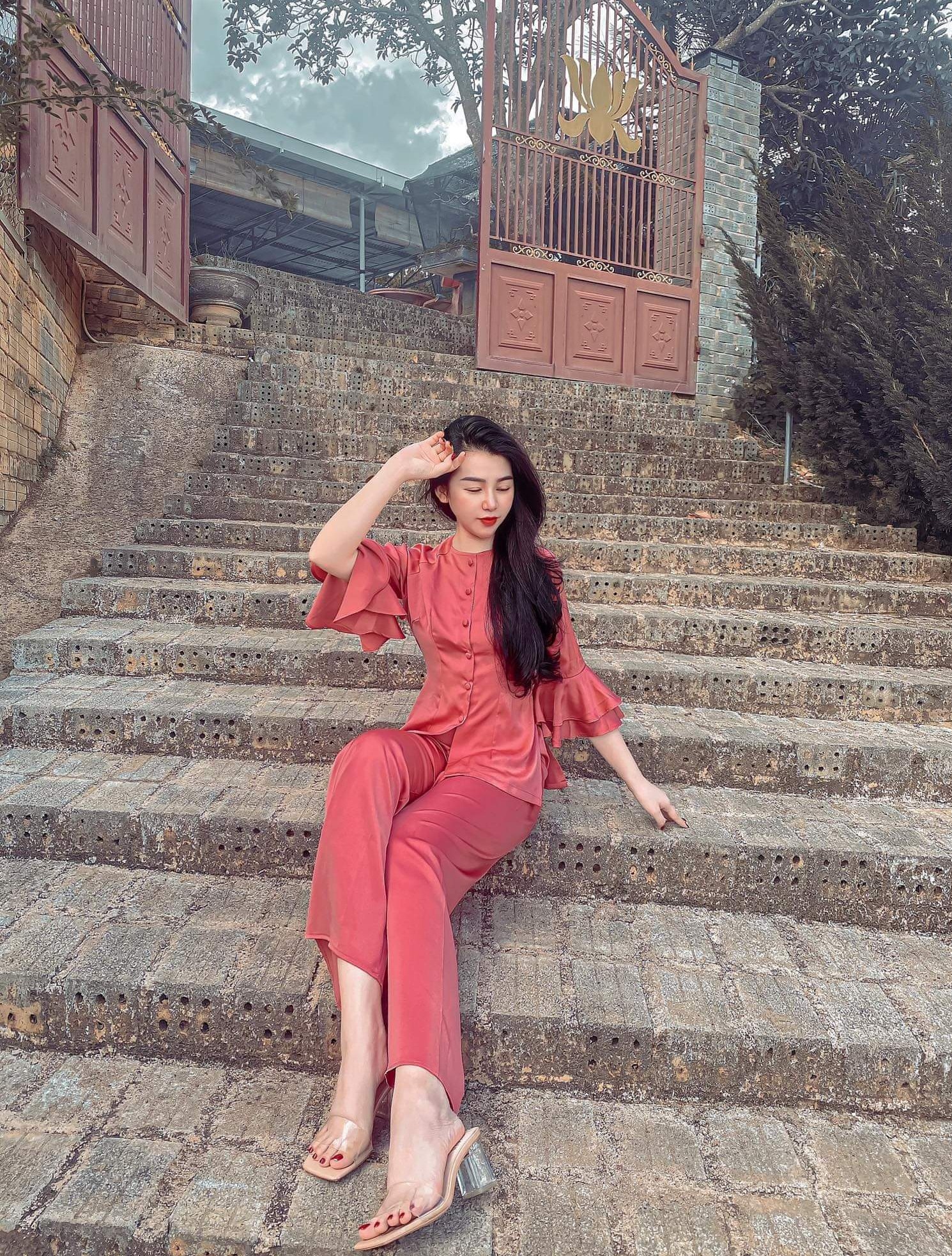 BÀ BA TAY BÈO ĐI CHÙA D13