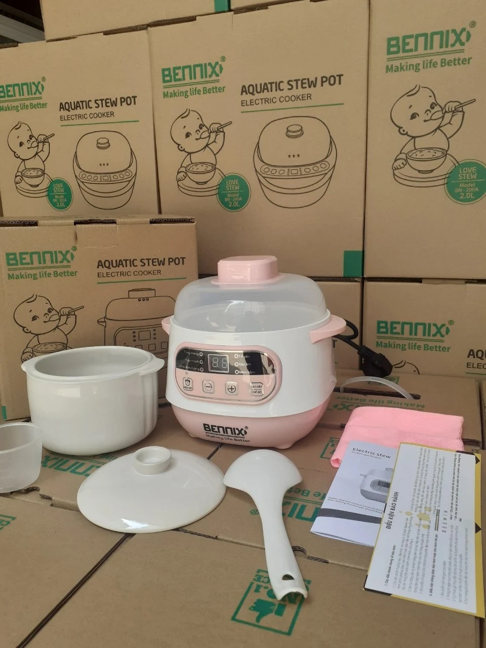 Nồi chưng yến, Nồi tiềm Bennix BN-100A công nghệ Thái Lan