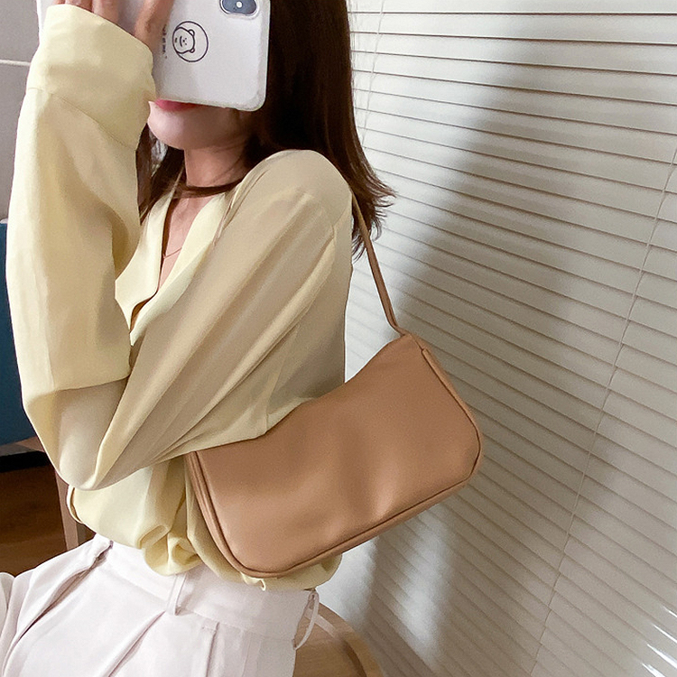 (Mới) Túi kẹp nách nữ da trơn siêu mềm D896