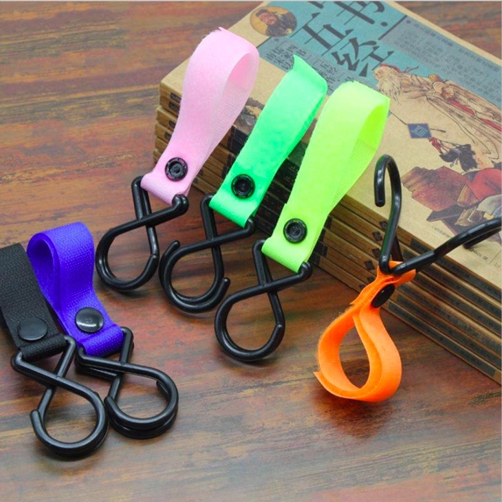 Móc treo xe đẩy để treo đồ cho bé tiện dụng