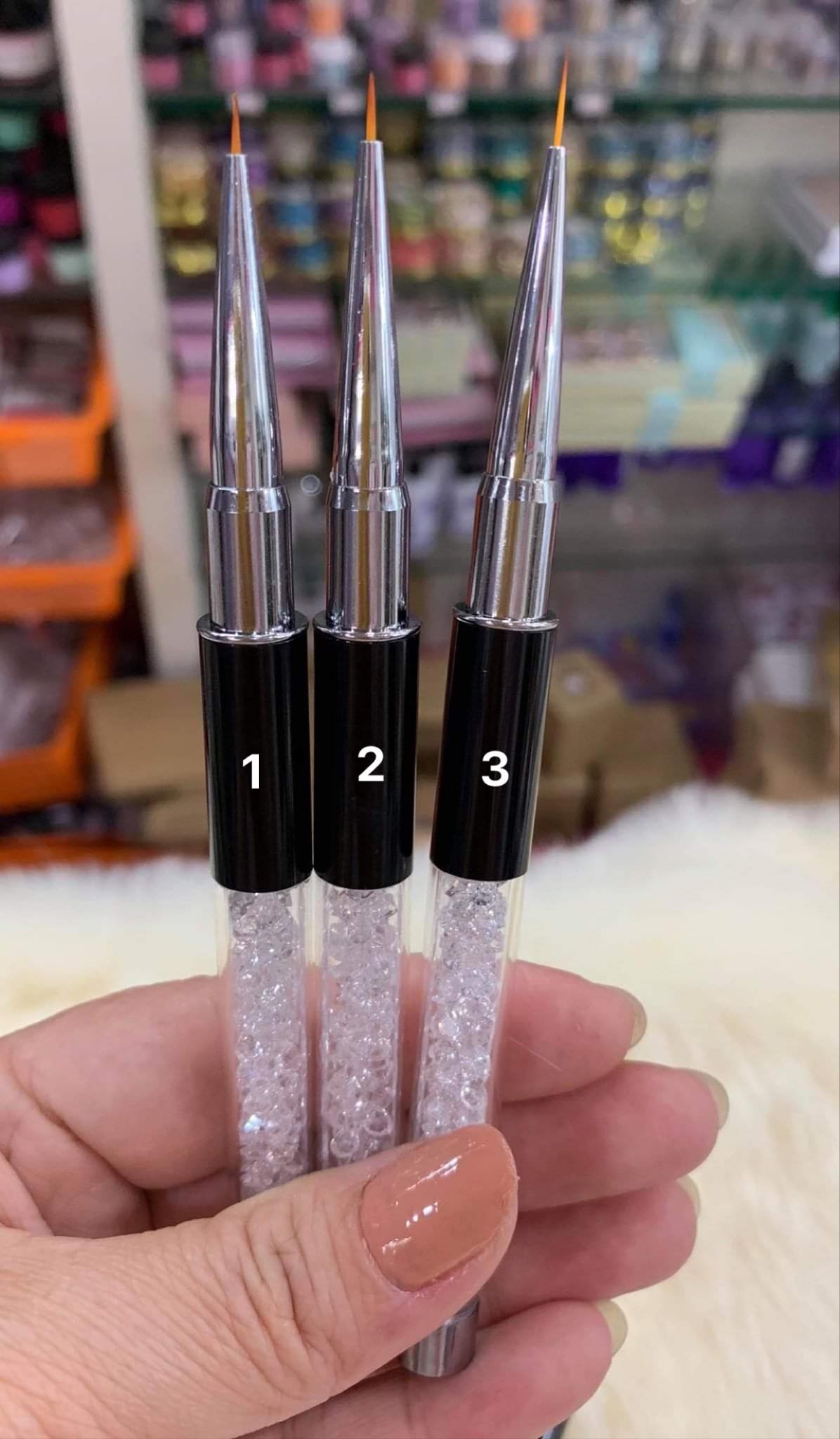 Bút cọ râu , cọ vẽ ( lẻ 1 cây)