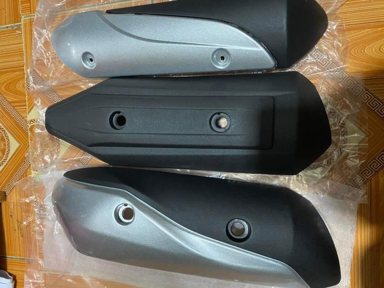 Ốp che pô xe lead đời cũ, đời mới - Ốp pô xe lead