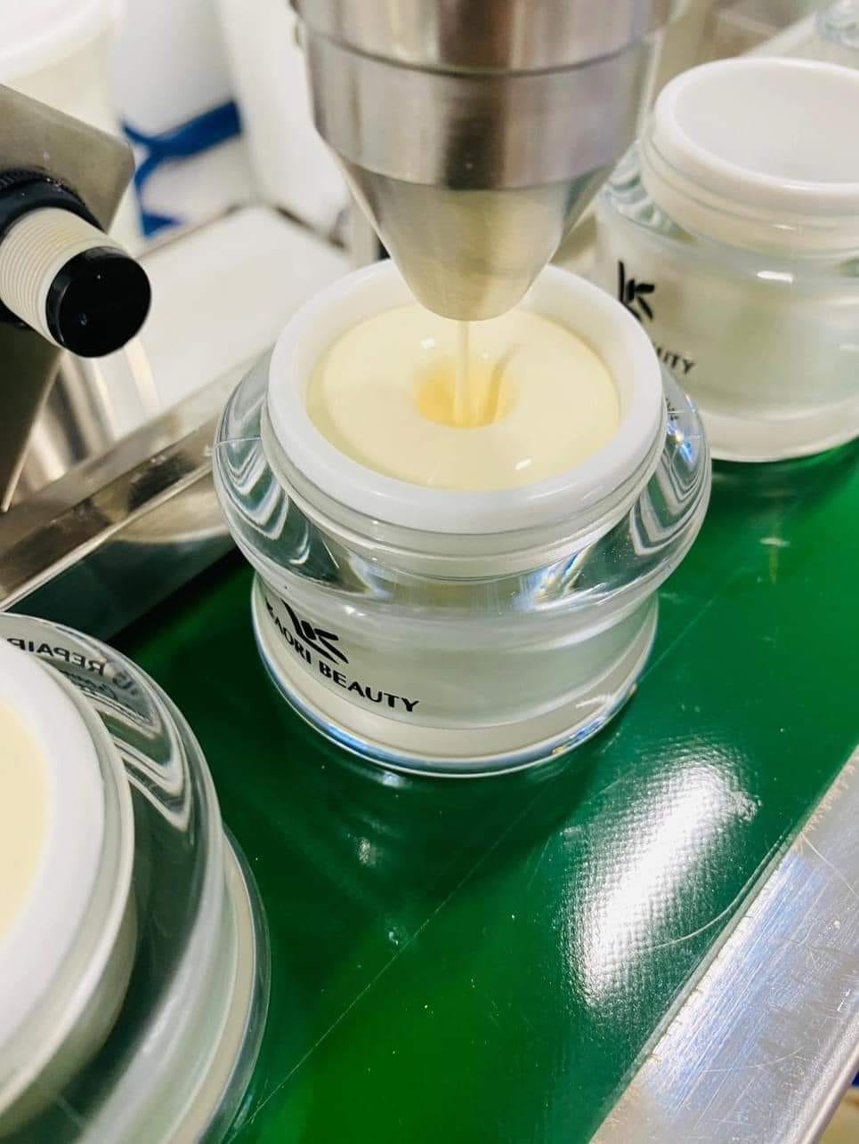 Lkaori night face cream (anti aging skin)