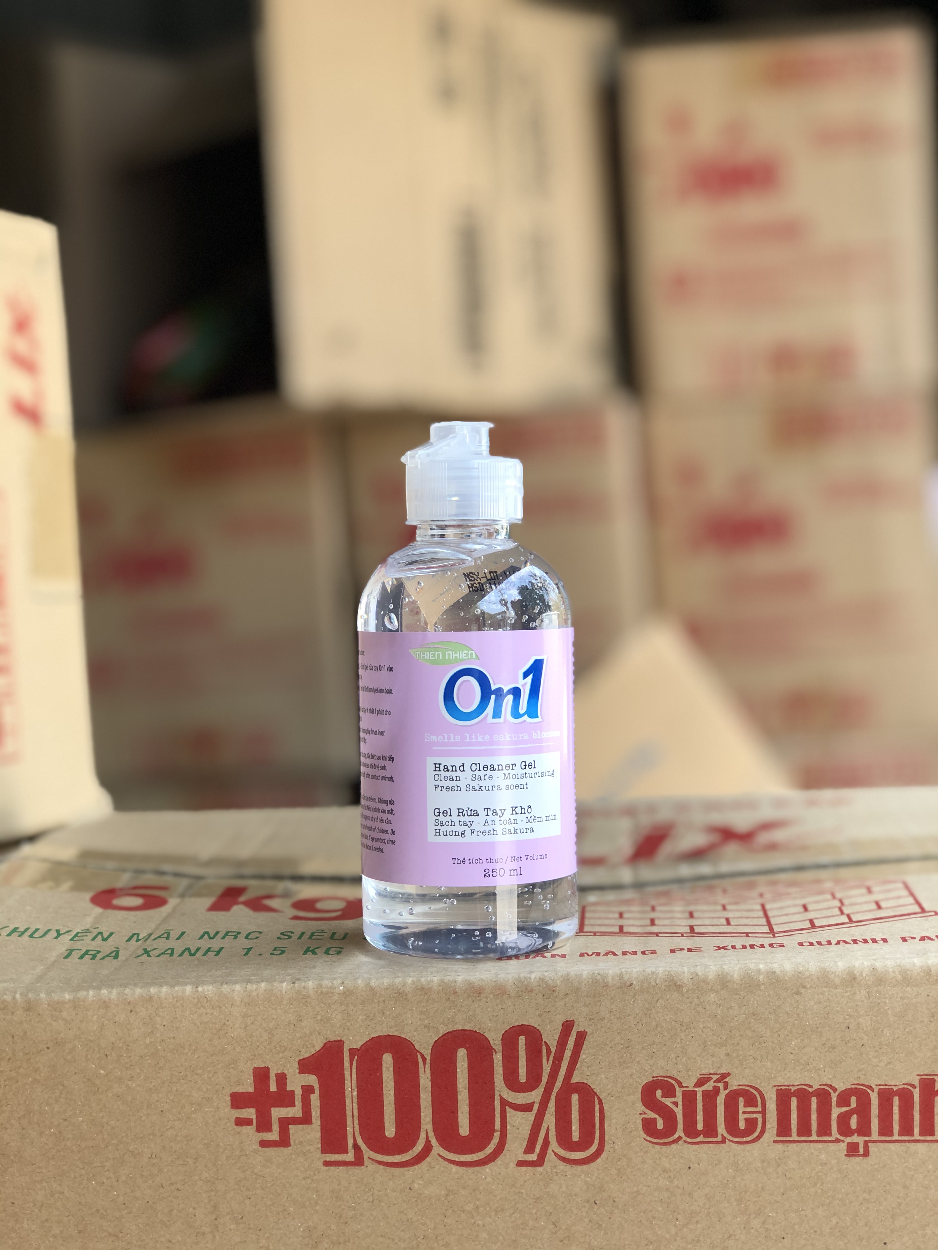 Gel rửa tay khô Lix On1 250ml