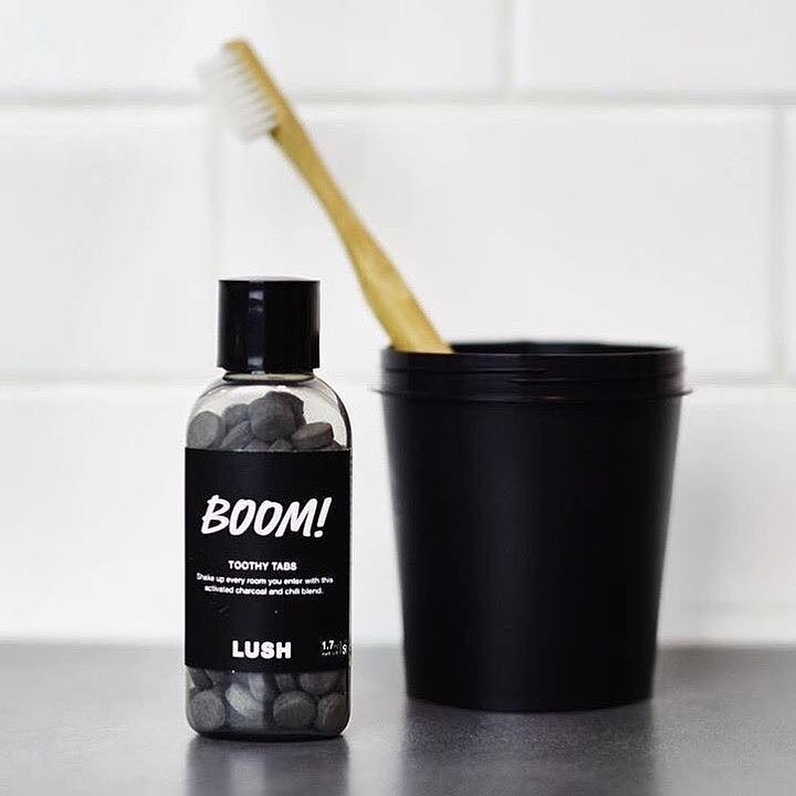 [HCM]Viên đáng trắng răng Boom toothy tabs - LUSH