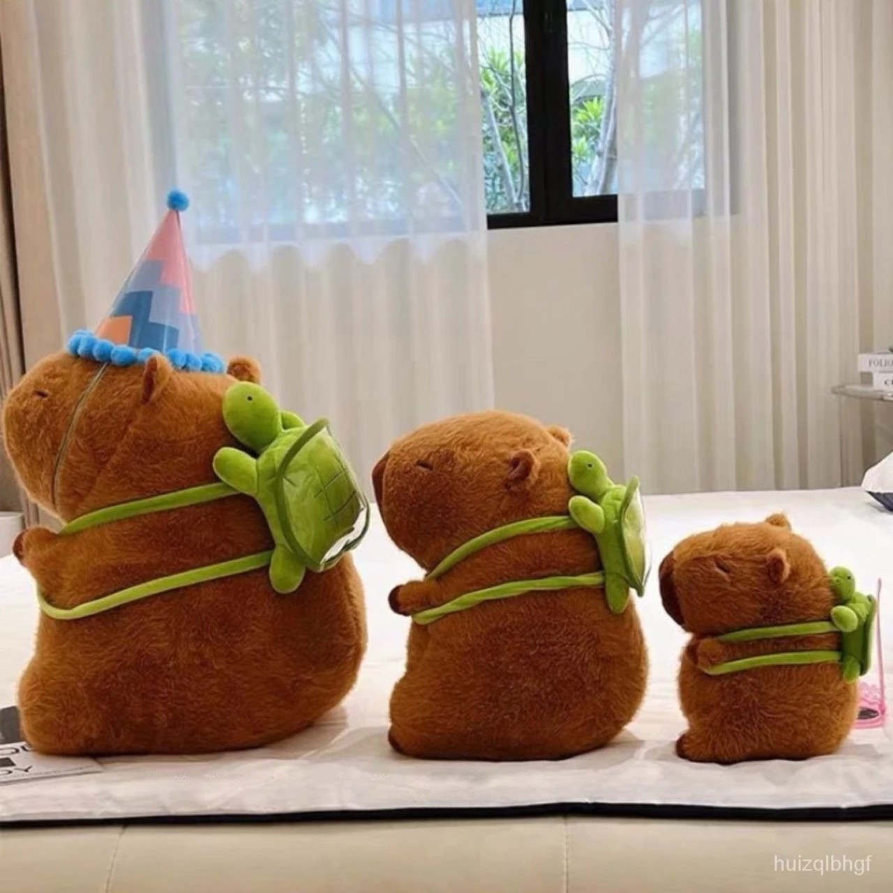 Gấu bông Capybara đeo balo rùa êm mịn dễ thương