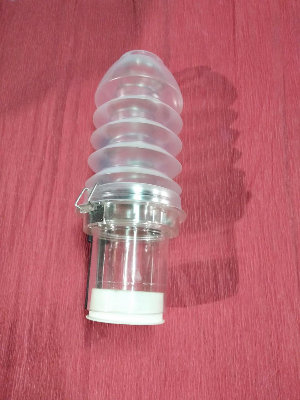 Đầu hút bụi máy khoan màu trắng số 3