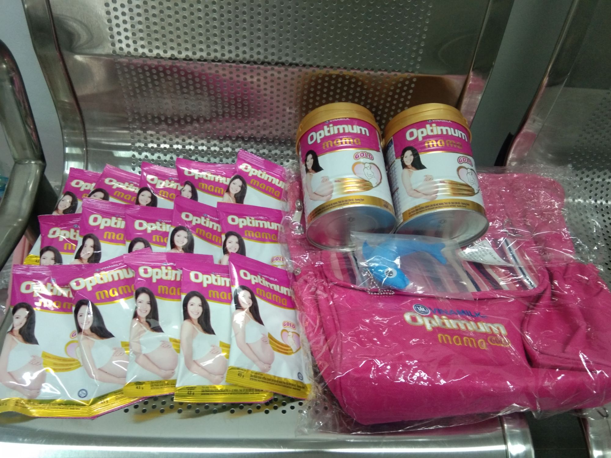 [HCM]Sữa bầu Optimum Mama Gold lon 400g