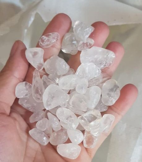 5 Kg đá thạch anh vụn trắng đánh bóng