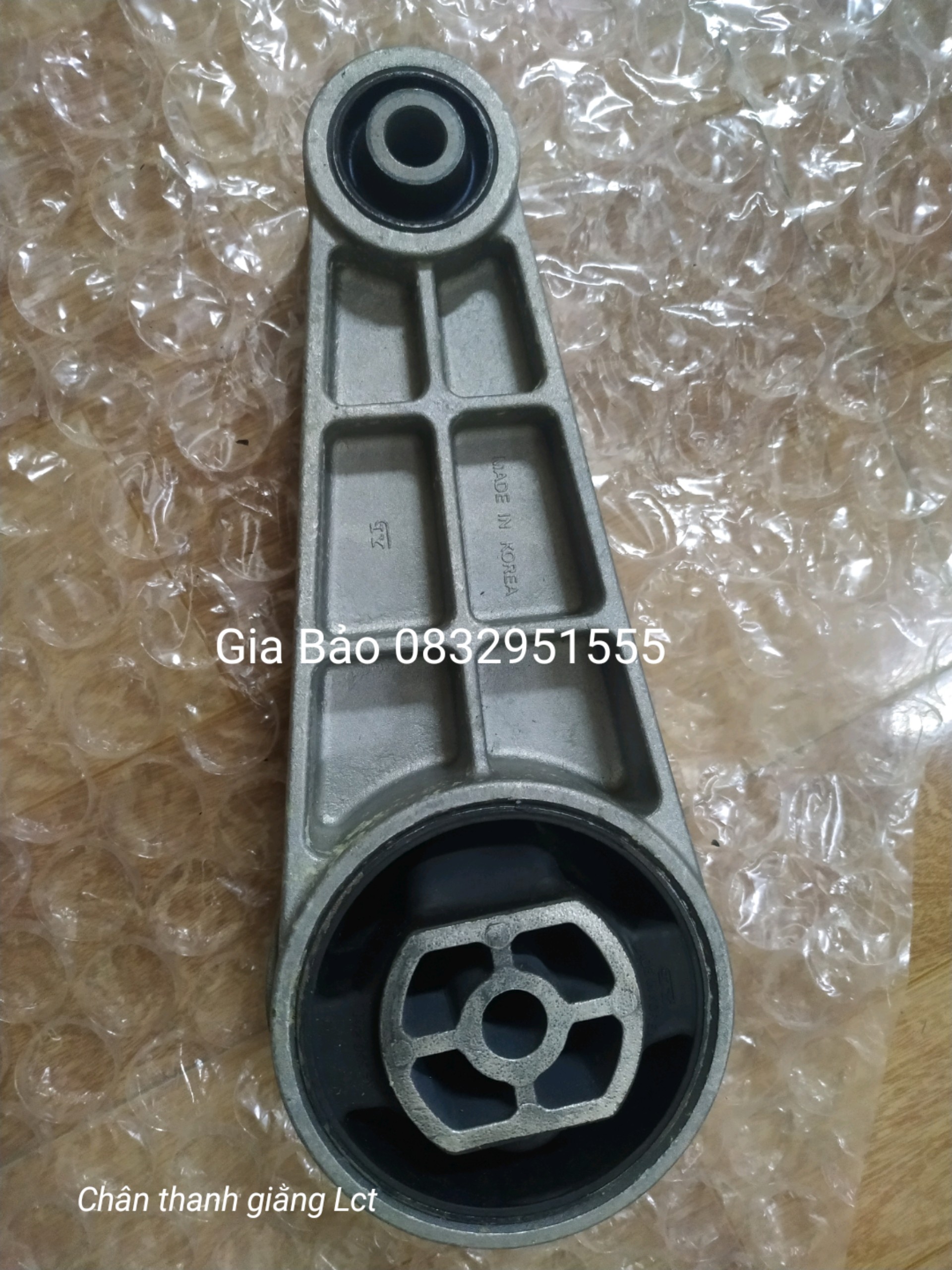 Cao su chân máy lacetti 04 - 09 , xe trong nước
