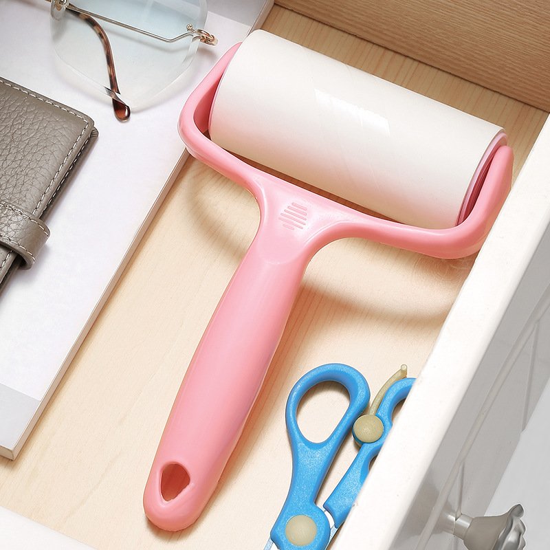 Super sticky clothing dust roller, garment dust roller core