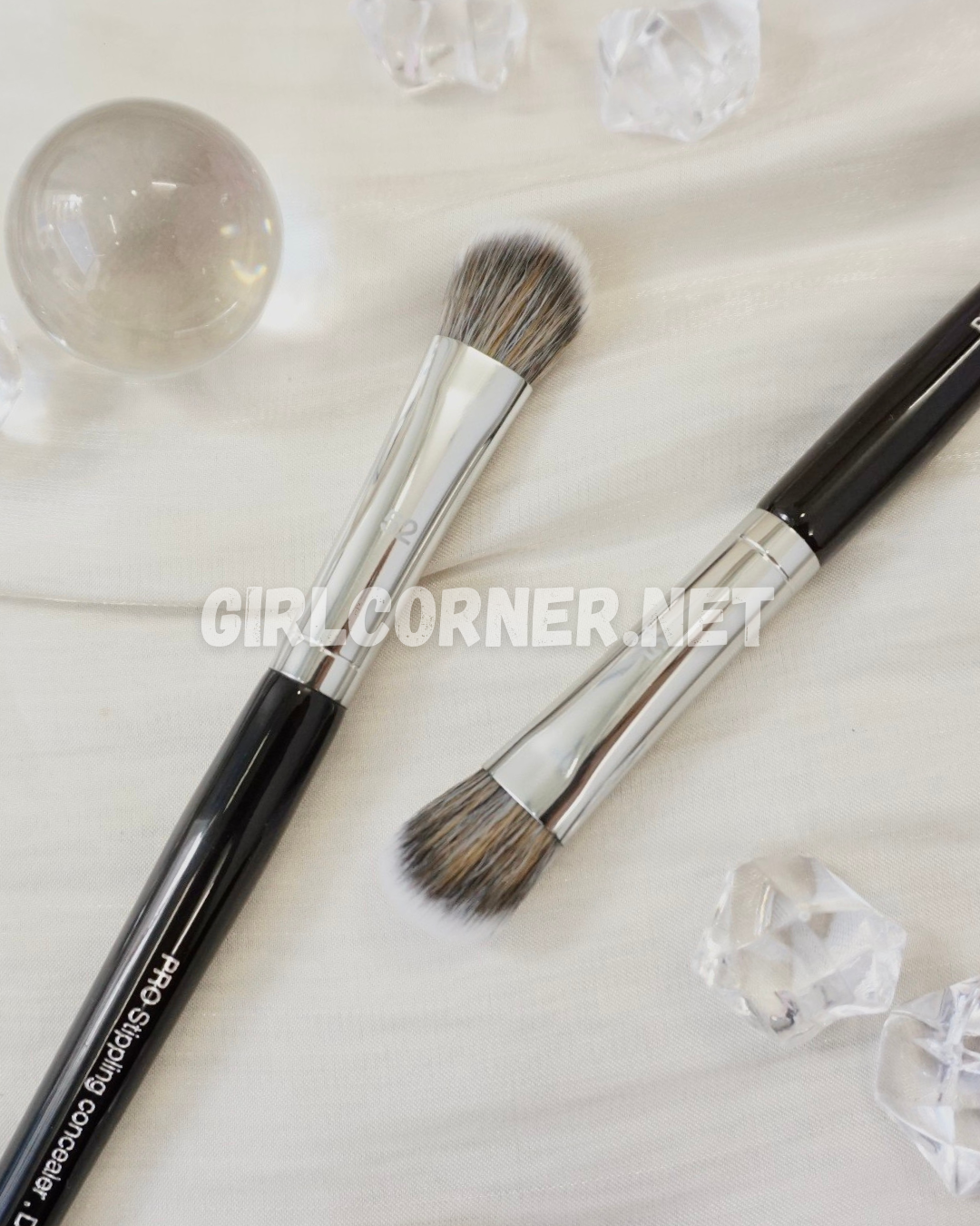 Cọ che khuyết điểm Sephora 52