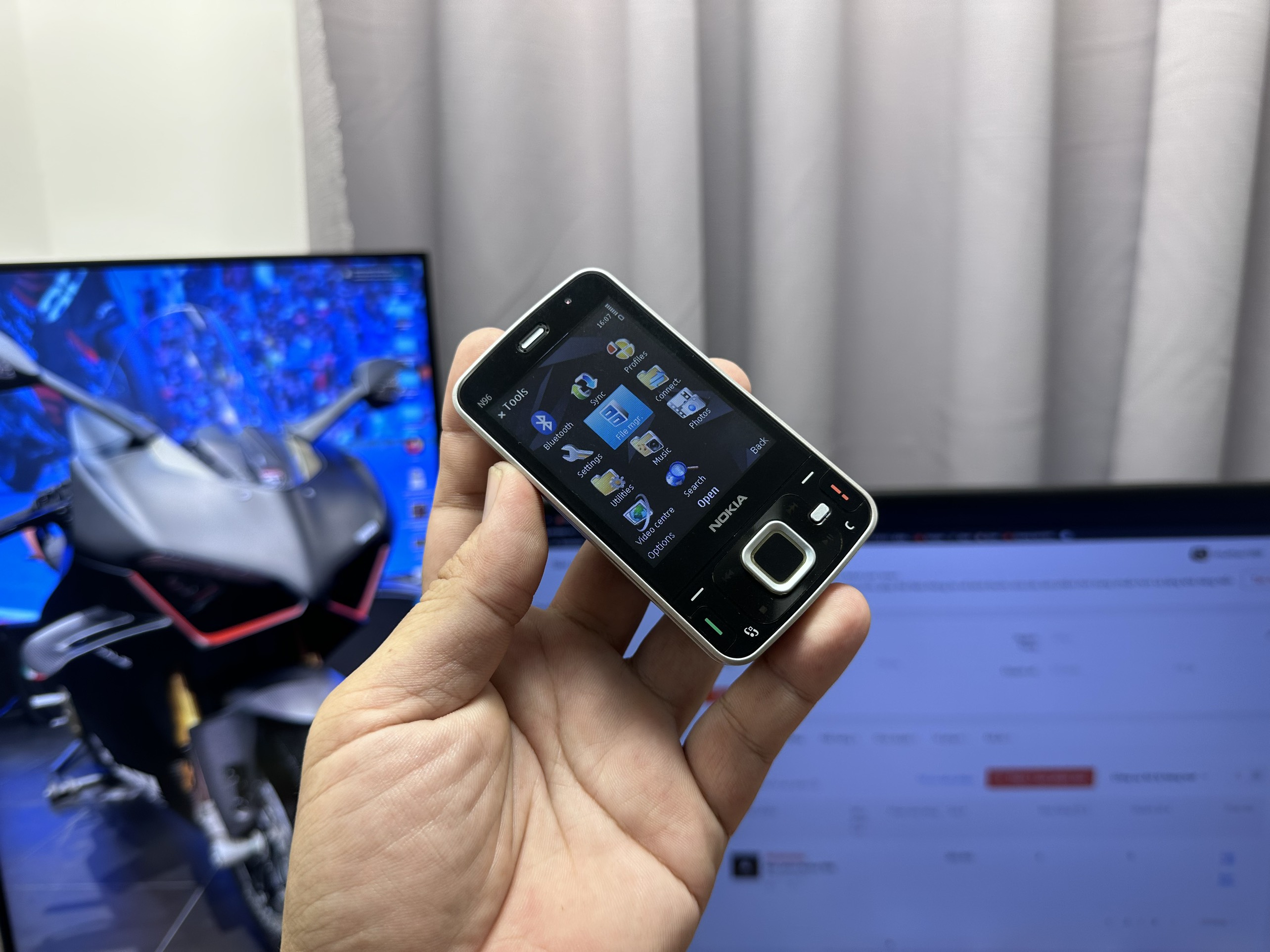 Lk Điện thoại Nokia N96 chính hãng (0175)