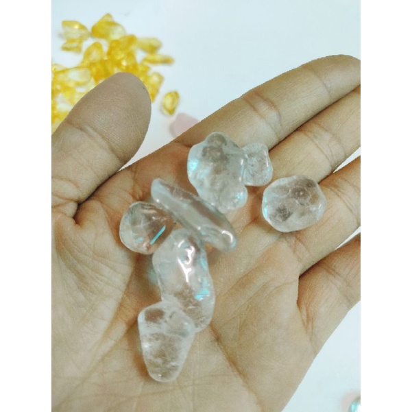 Đá vụn thạ ch anh nhiều màu