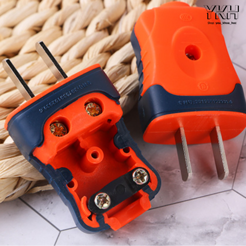 Phích cắm 250V 16A