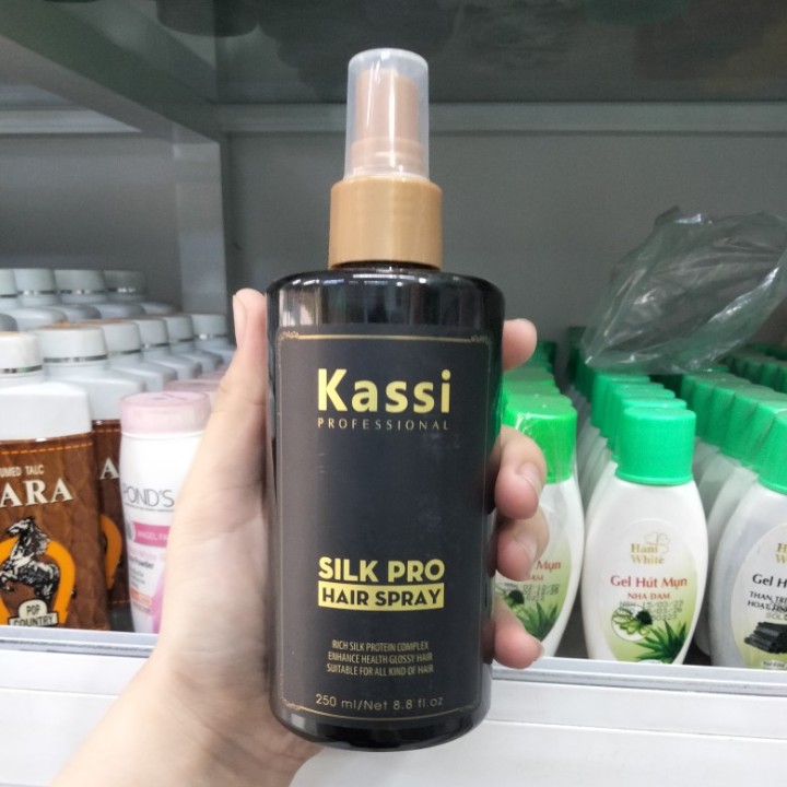 Xịt dưỡng tóc kassi đen hương nước hoa