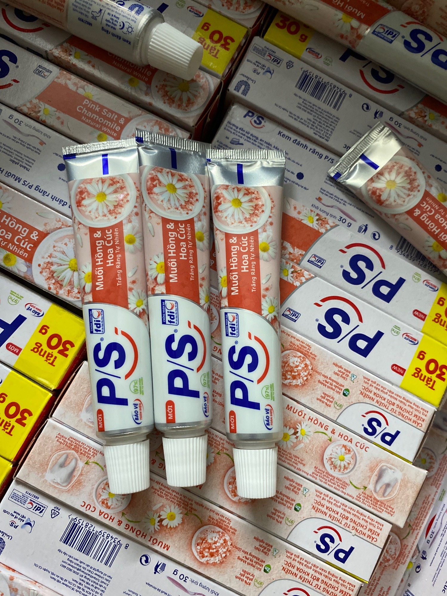 Kem đánh răng PS Muối Hồng và Hoa Cúc 30g