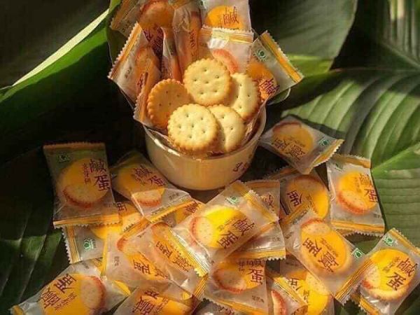 Bánh quy trứng muối Đài Loan 500 gram (Bánh quy trứng muối 500gram)