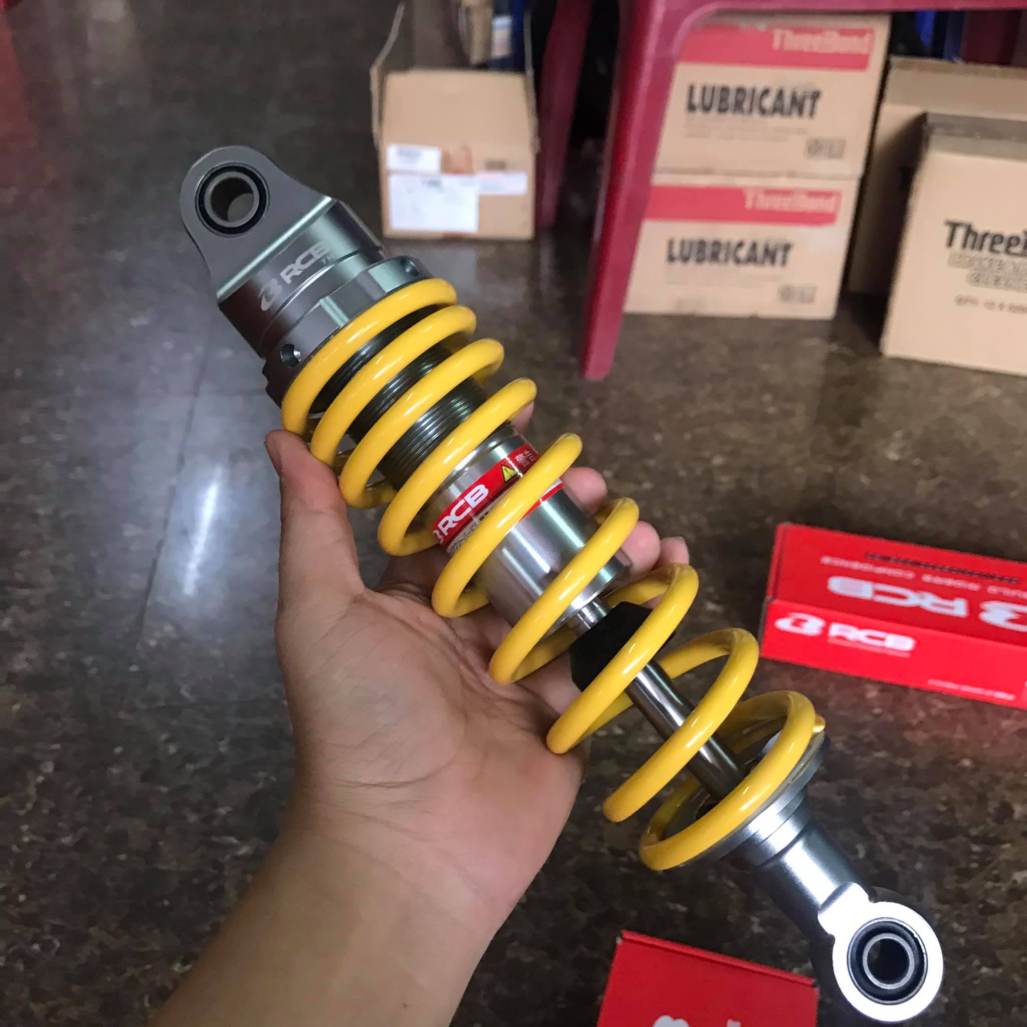 Phuộc sau RCB mẫu C gắn Sirius, Jupiter vàng