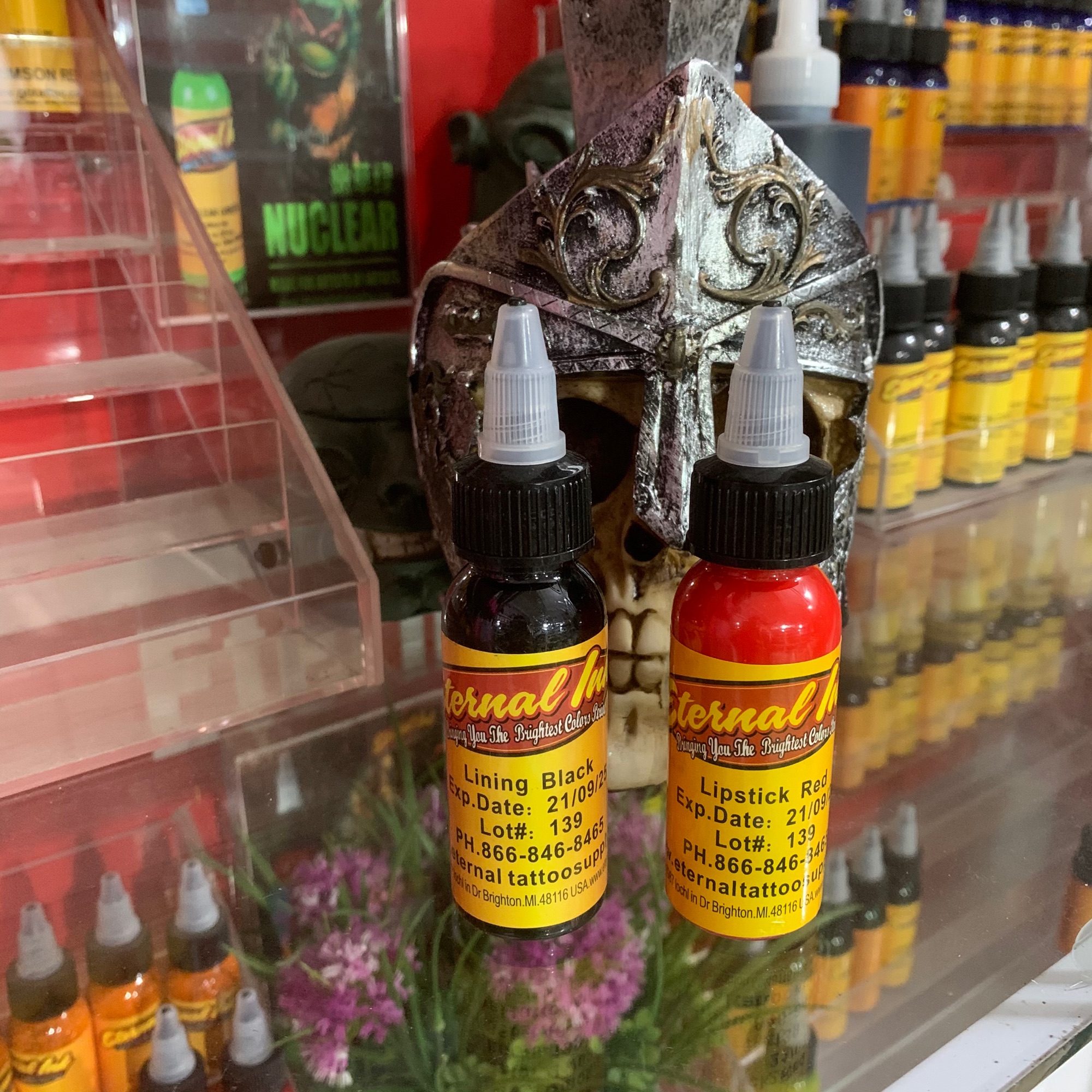Hai mực tập xăm đen và đỏ 30ml