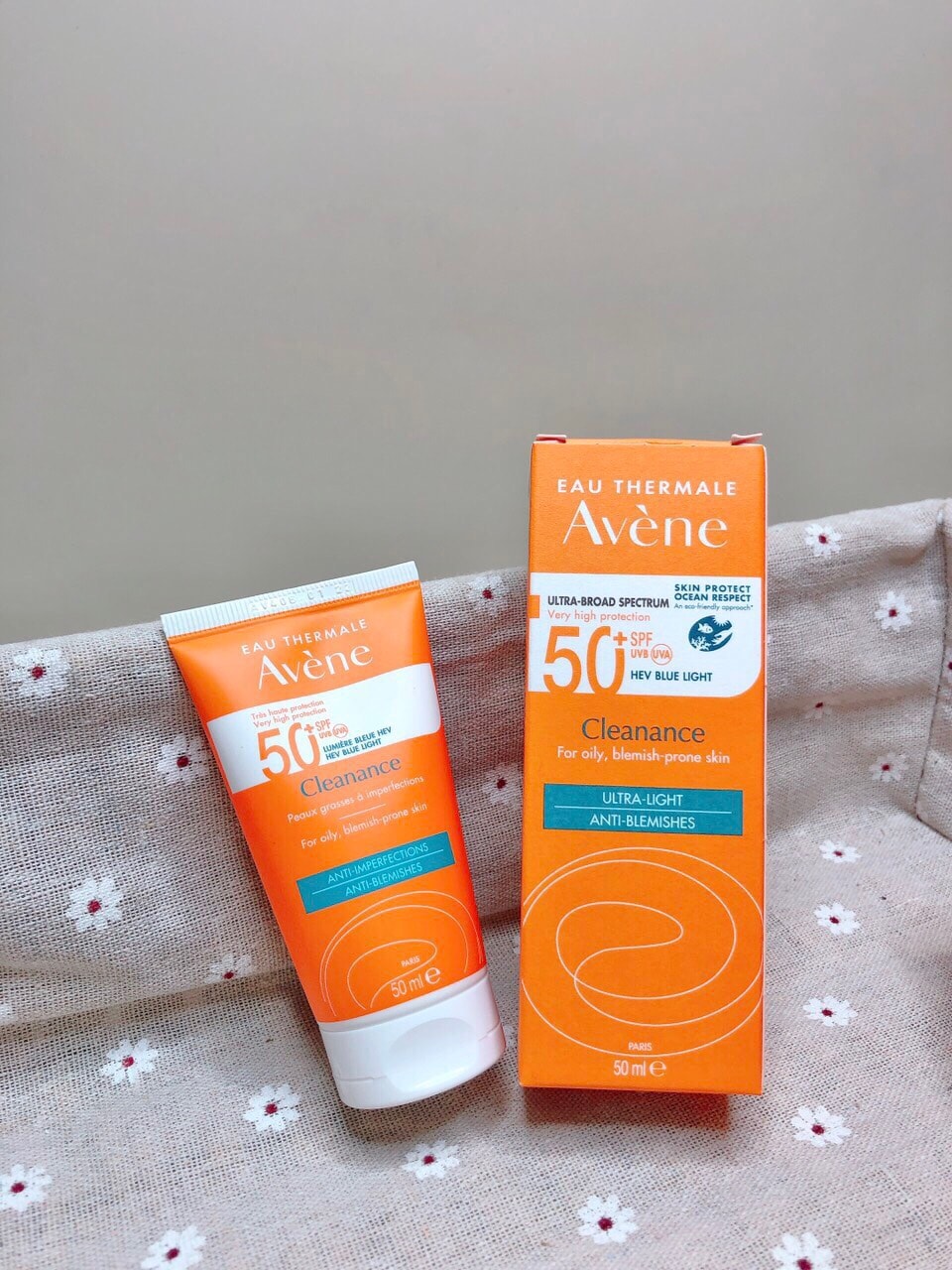 Kem chống nắng avene cleanance cho da dầu mụn, mẫu mới