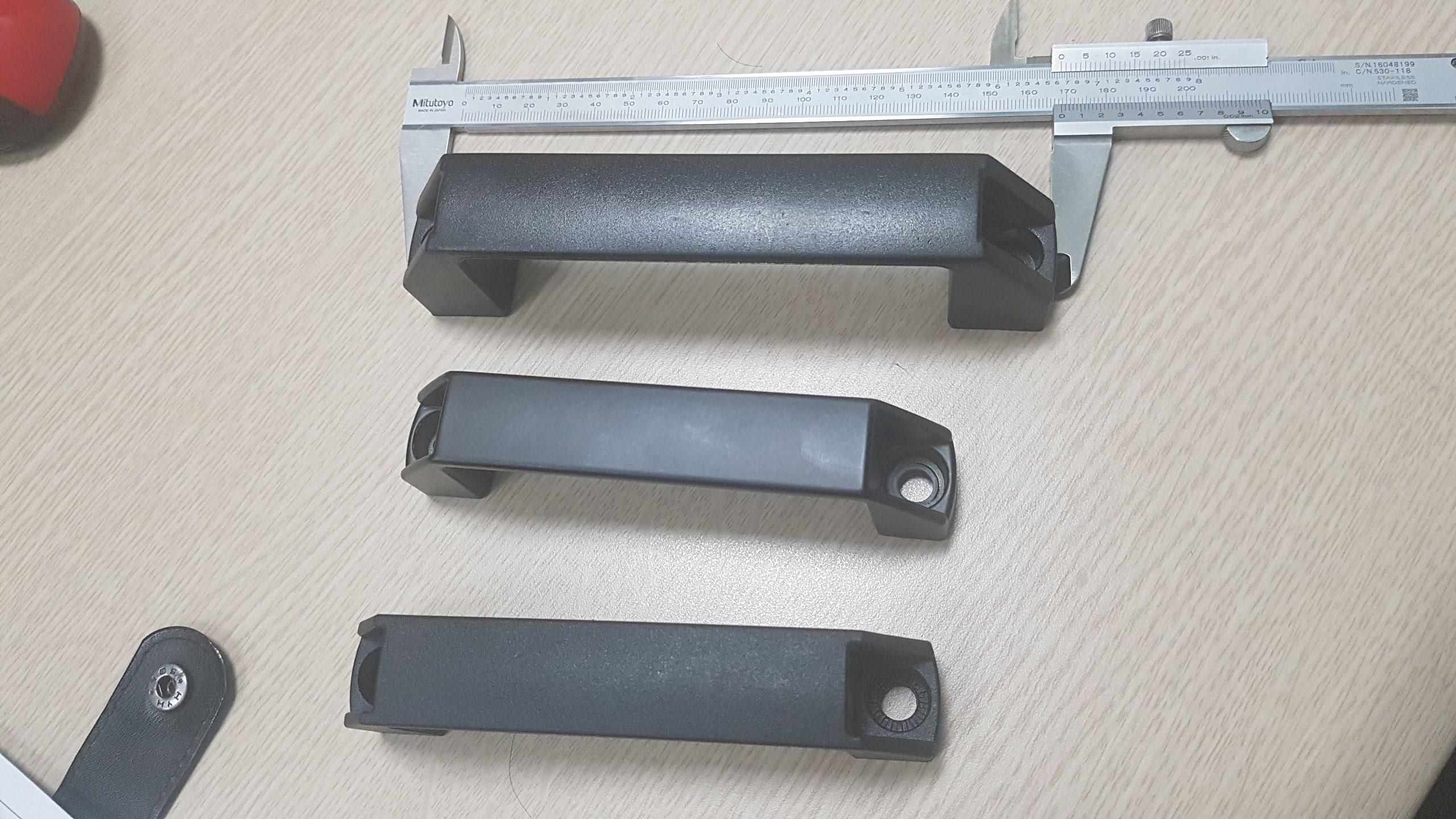 Combo 2 tay nắm nhựa đen LS522 PL006 120mm