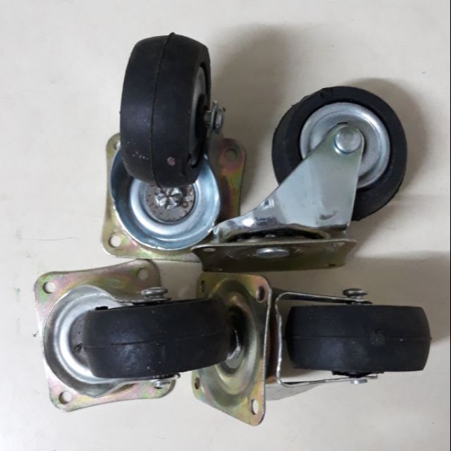 Bộ 4 bánh 4cm xoay 360°