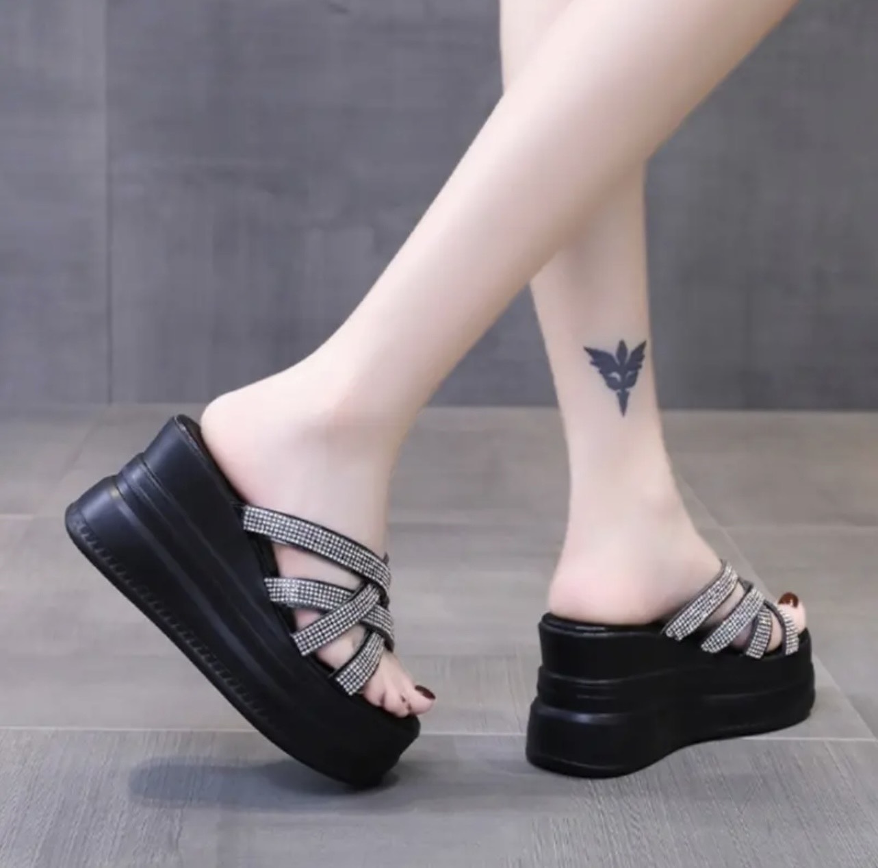 DÉP XUỒNG QUAI CHÉO PHỐI ĐÁ TH