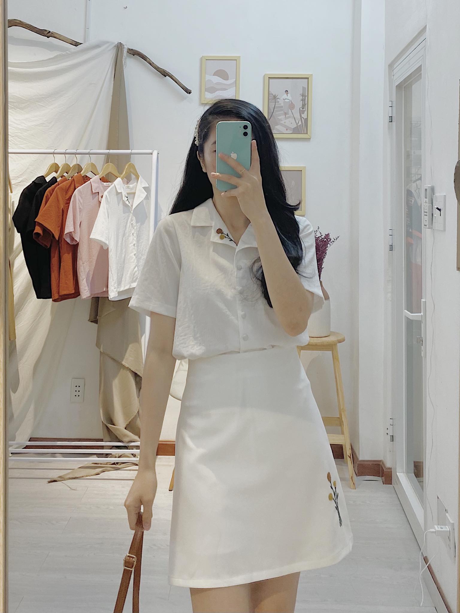 TIELA Áo sơ mi thêu hoa bi - Bibi Shirt