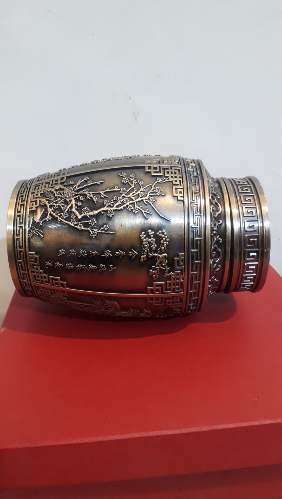 HỘP ĐỰNG chè cao cấp