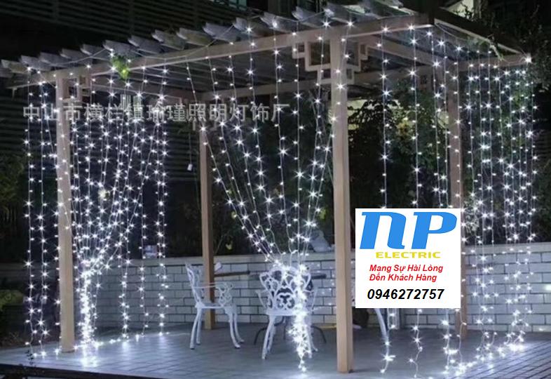 DÂY ĐÈN LED CHÓP KIỂU MÀN 3 MÉT X 3 MÉT - 10 SỢI