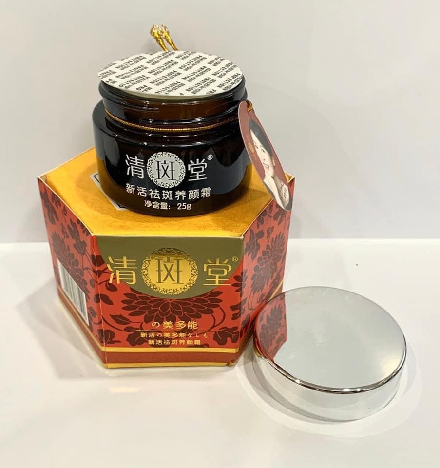 Kem Vua trị nám của Nhật Bản