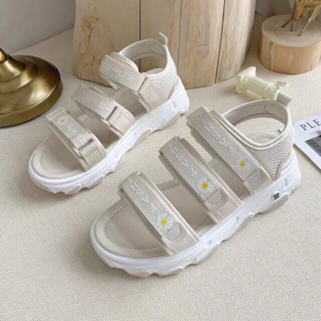 [ Sẵn 3 màu ] Sandal 3 quai hoa cúc siêu êm