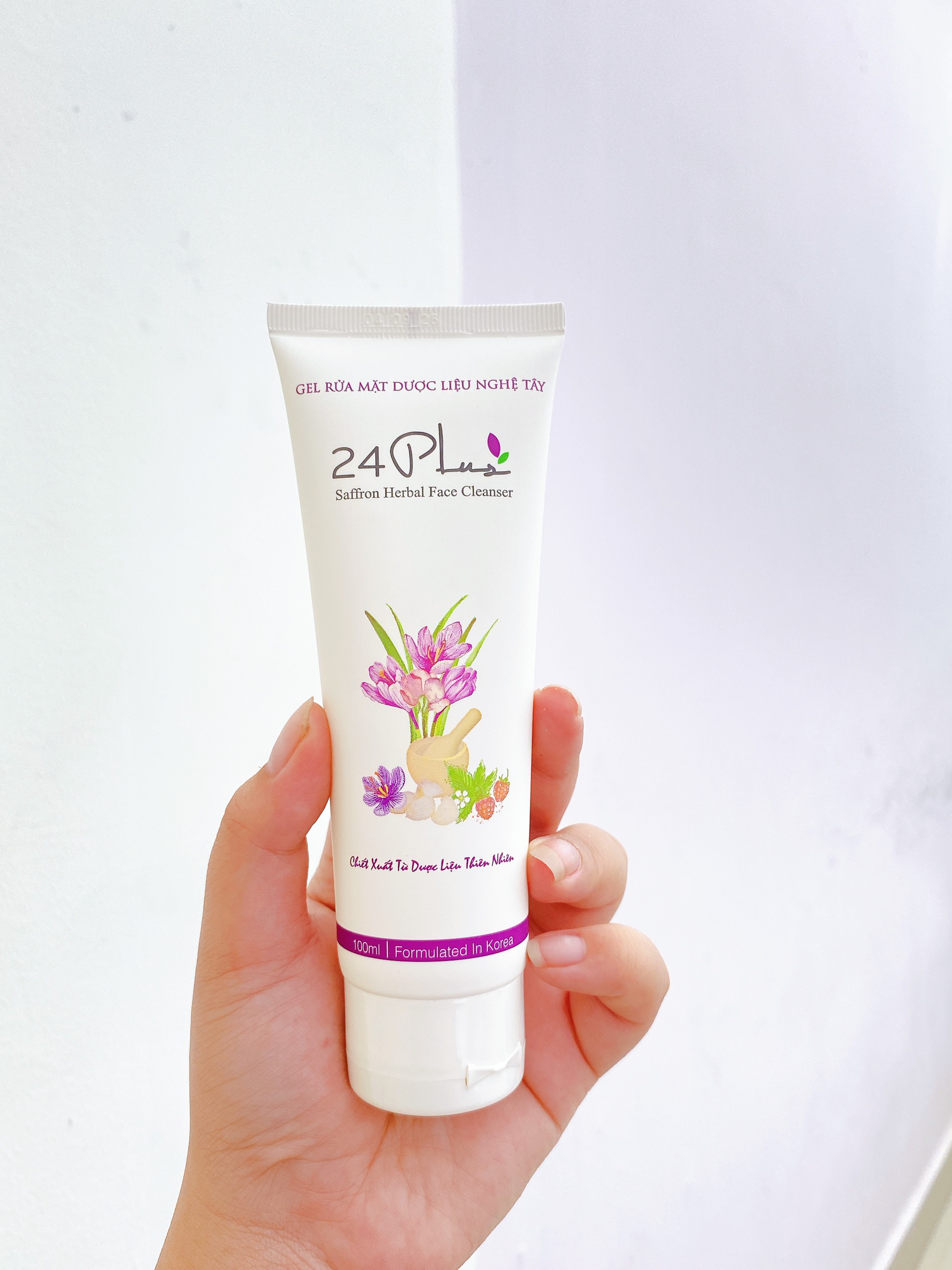GEL RỬA MẶT DƯỢC LIỆU NGHỆ TÂY 24Plus 100ml (Dược mỹ phẩm thuần Chay)