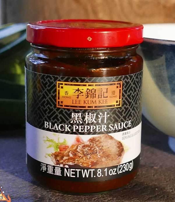 Sốt Tiêu Đen Lee Kum Kee