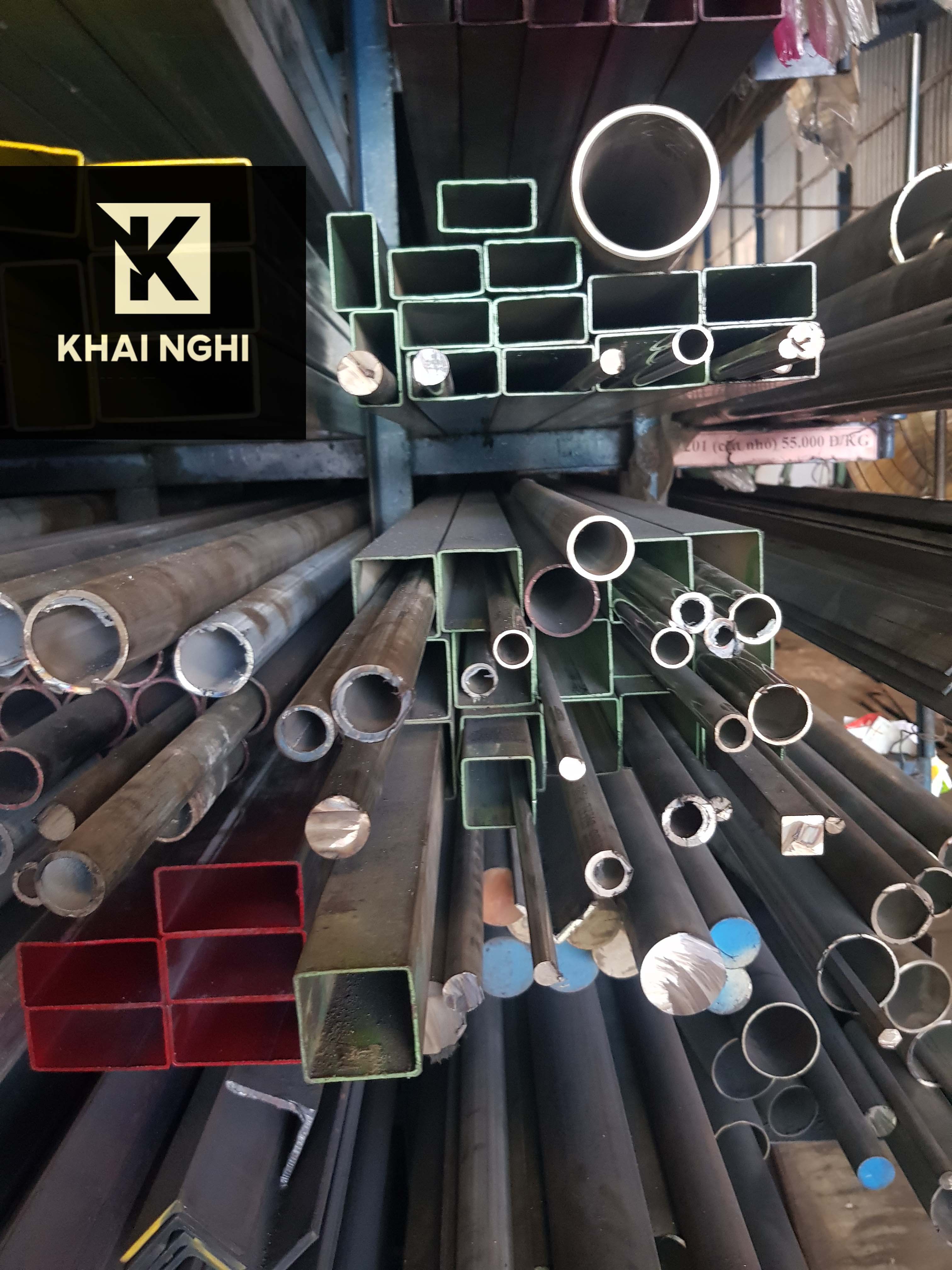 Thanh Inox tròn đặc đường kính phi 45mm dài 1000mm