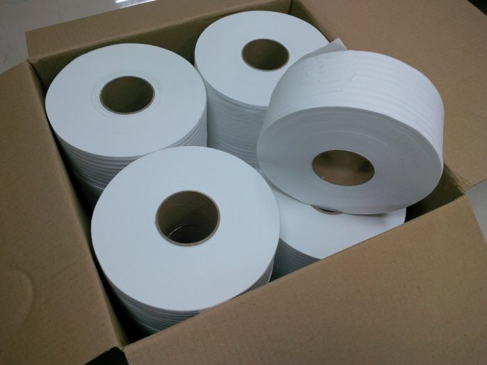 Giấy vệ sinh công cộng cuộn lớn 700gr