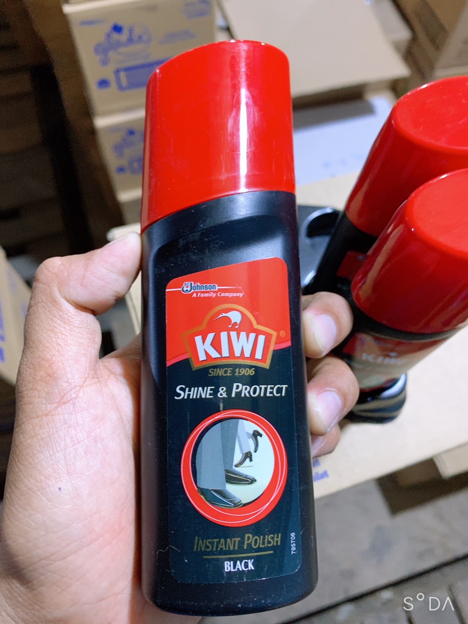 Xi nước đánh giày đen kiwi 30ml