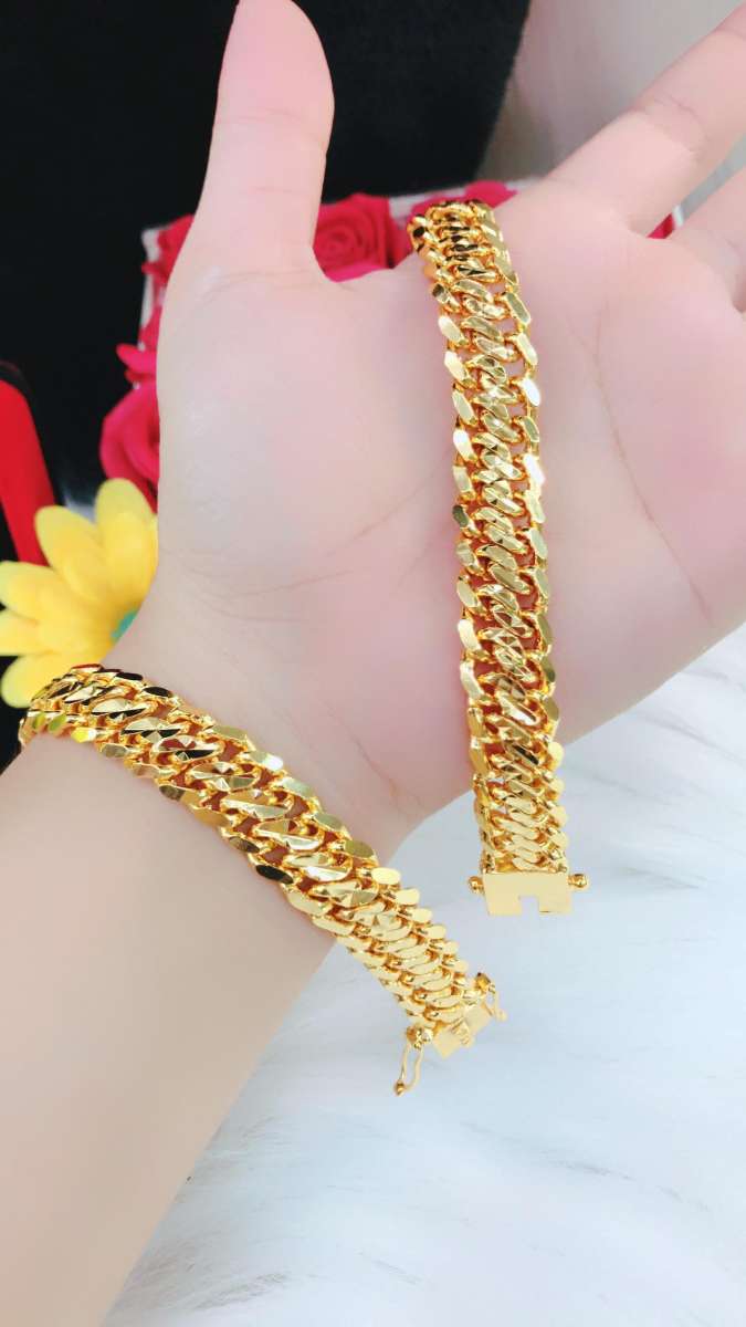 [Khuyến mãi lớn - Hàng mới về] Lắc tay nữ mạ vàng 18K cao cấp JK Silver M12 8.3 , giống vàng thật 99% ,cho độ sáng lấp lánh cao cam kết không đen, không bay màu, đeo cực sang chảnh, thích hợp đi tiệc, mua làm quà tặng, vong vang 18K