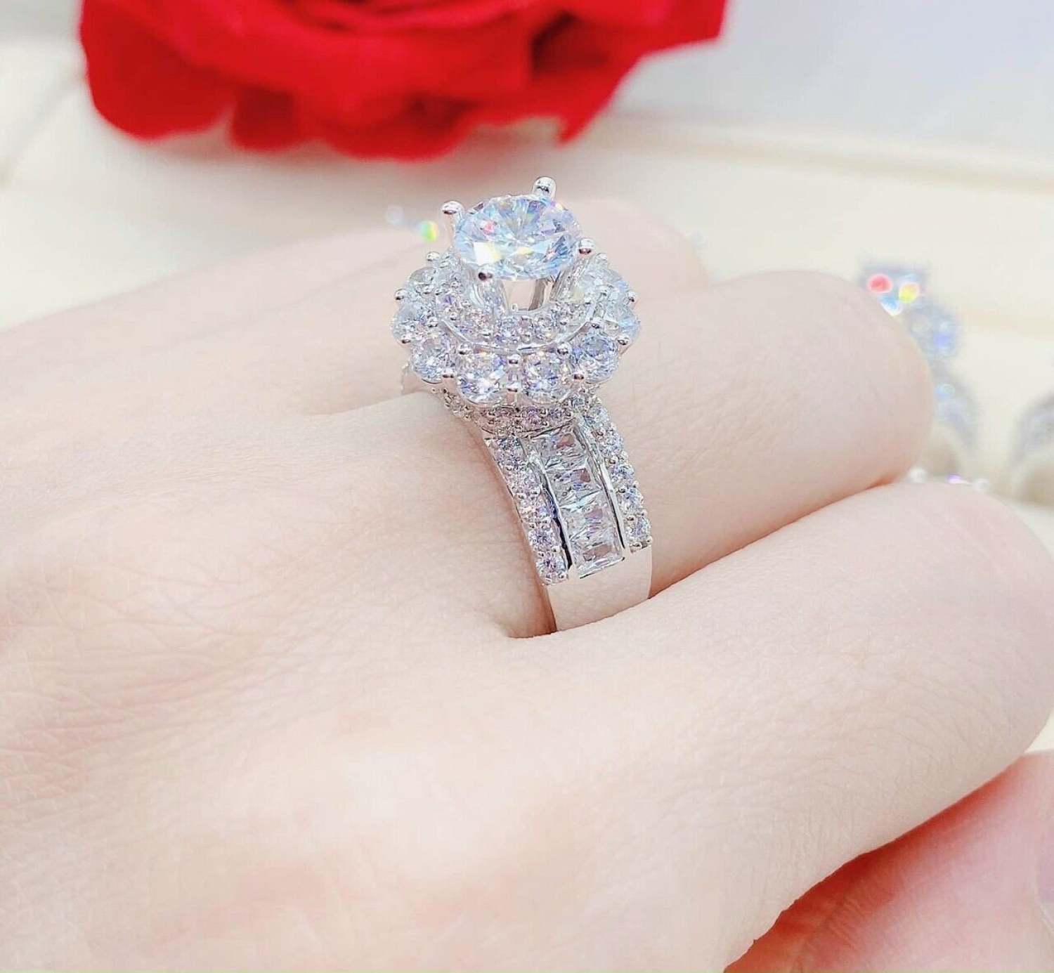 Nhẫn nữ xoàn mạ bạch kim đính đá trắng siêu đẹp