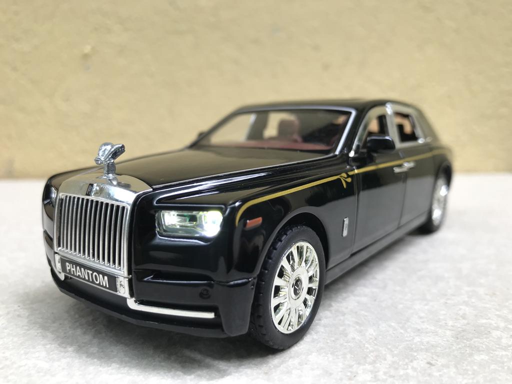 Mô hình xe Ô tô Rolls-Royce Phantom 1:32
