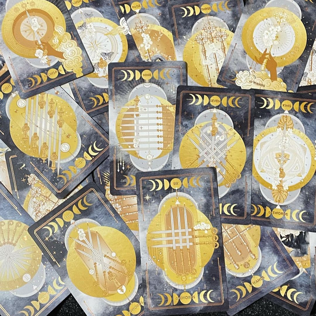 Lucine Tarot Midnight Edition