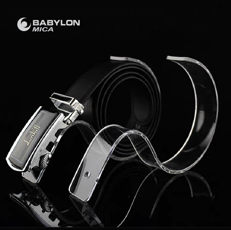 Kệ Mica Trưng Bày Thắt Lưng Dây Nịt